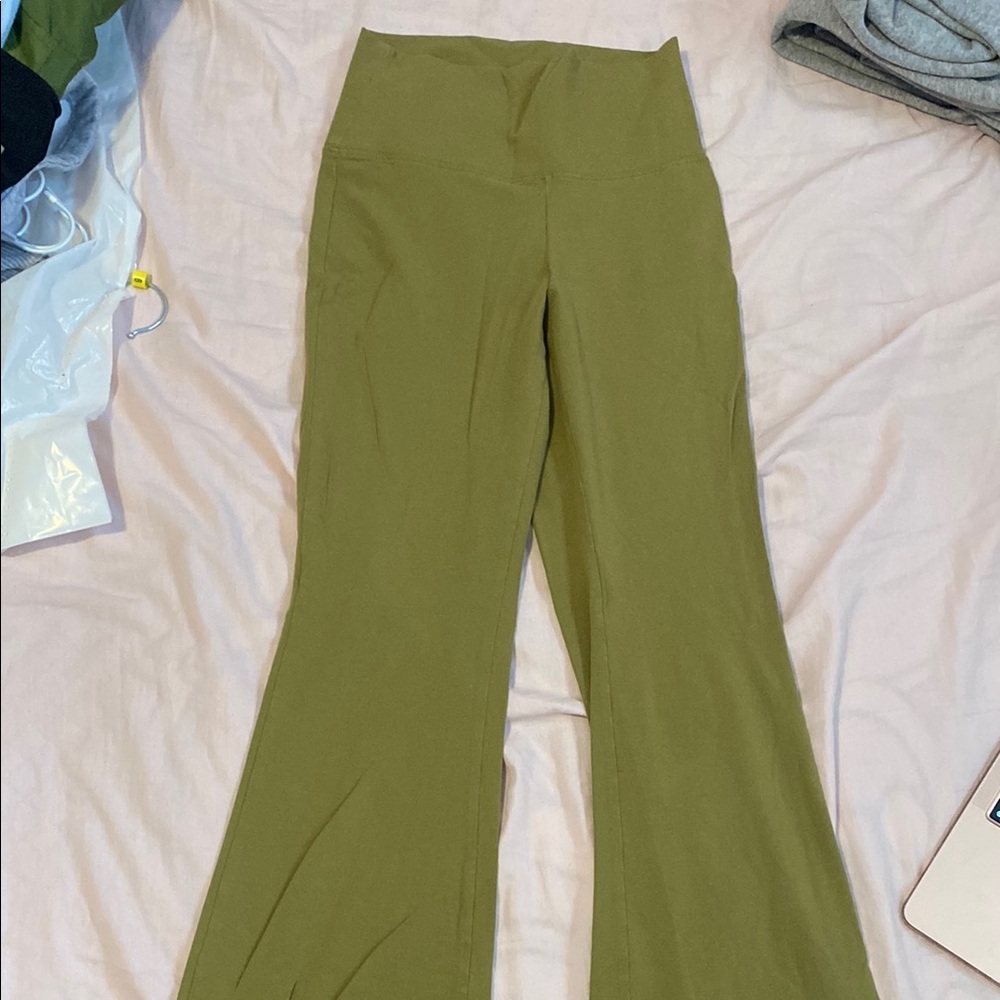TNA High-Waisted Olive Green Women's Pants
